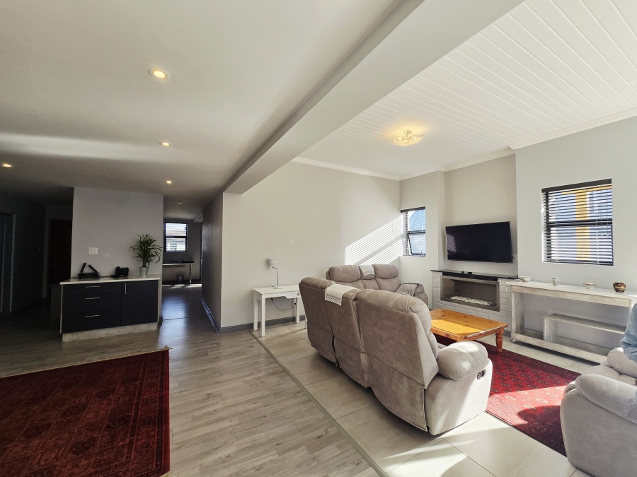 3 Bedroom Property for Sale in Blue Mountain Village Western Cape